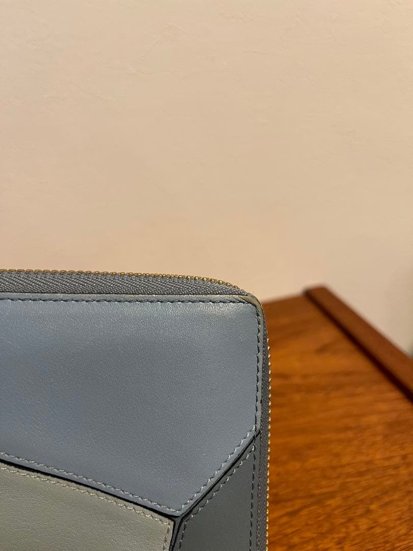 [miku(’-’*)♪ ] LOEWE 二つ折り財布