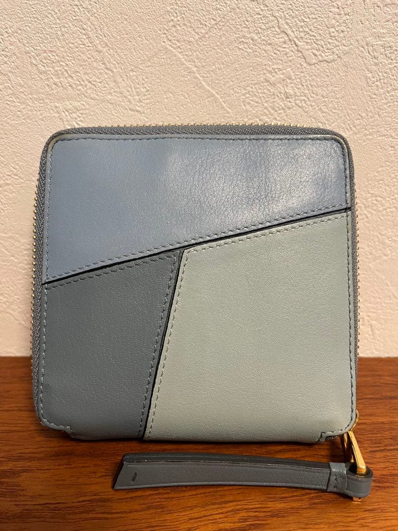 [miku(’-’*)♪ ] LOEWE 二つ折り財布