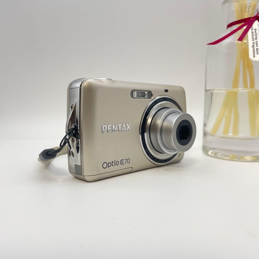 美品✨PENTAX Optio E70✨動作確認済 スマホ転送OK 単三電池♪