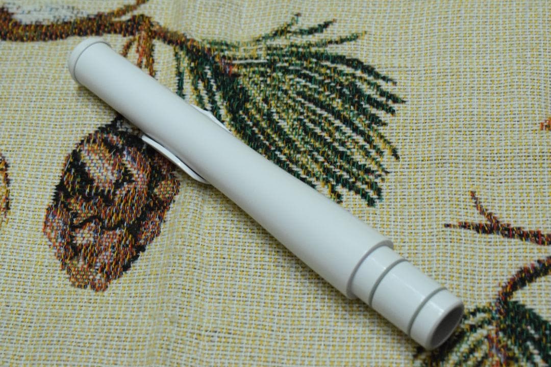 プラスチックフルート nuvo Student Flute