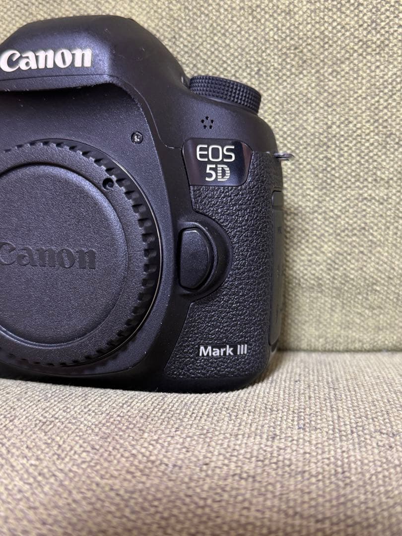 Canon EOS 5D Mark III デジタル一眼レフカメラ