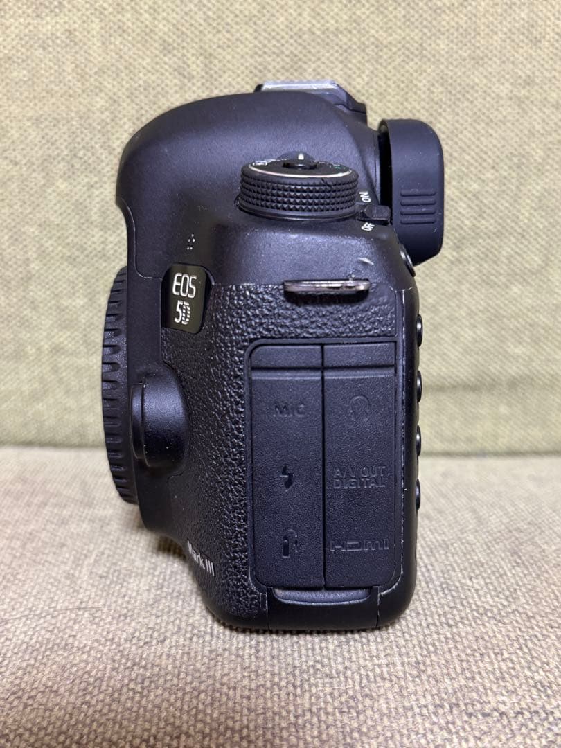 Canon EOS 5D Mark III デジタル一眼レフカメラ