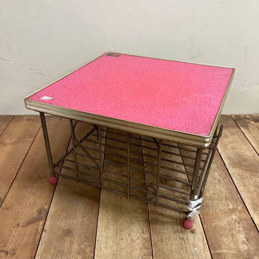 A-3 昭和レトロ ニホンハナコ マガジンラック付 サイドテーブル ピンク
