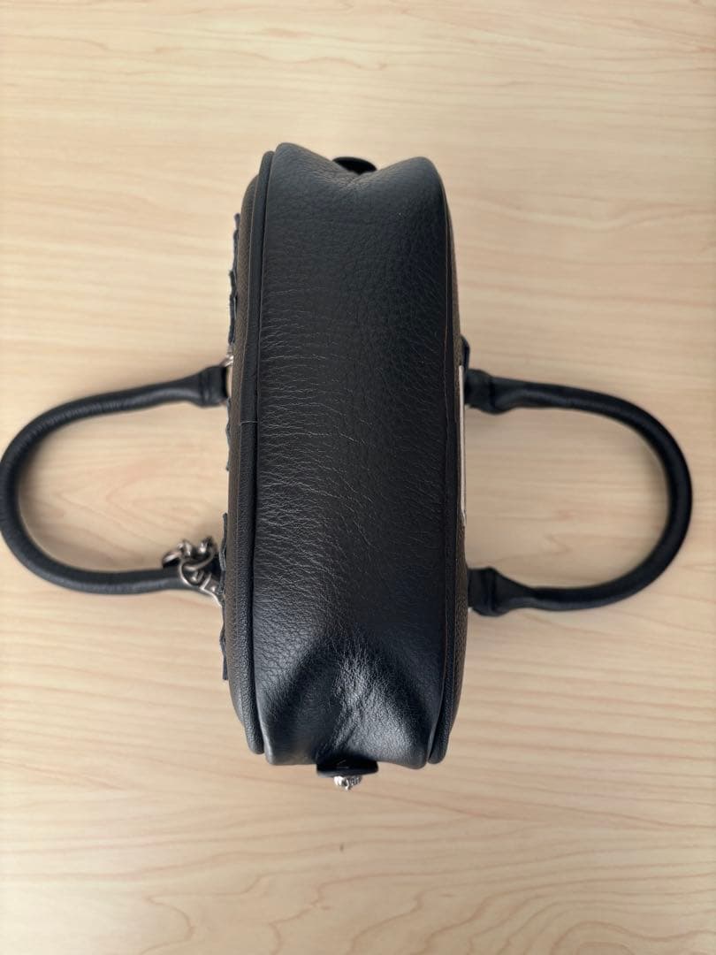 黒 レザー クロス刺繍 バッグ