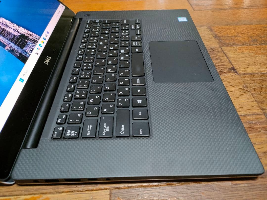 DELL Precision 5540 4Kタッチパネル