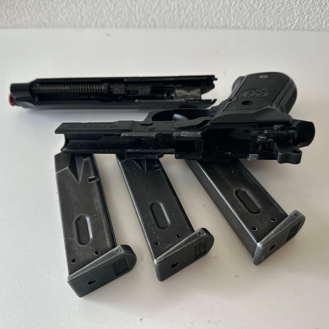 3*s様 東京マルイ　ガスブローバック　M9A1　マガジン３本付き