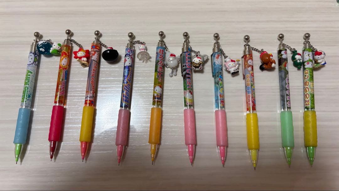 ハローキティ　ご当地シャープペンシル　10本