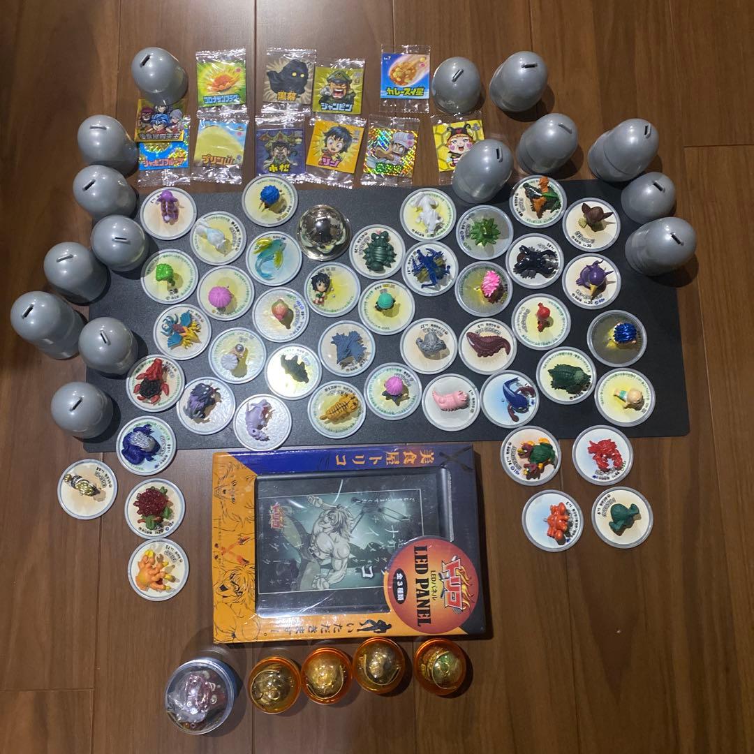 トリコ　キャラクターフィギュアとLEDパネルセット