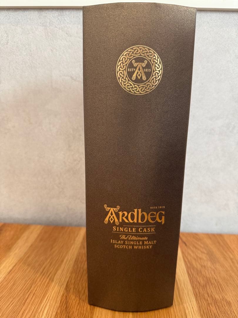 Ardbeg アードベッグ シングルカスク 2472 コミッティ限定