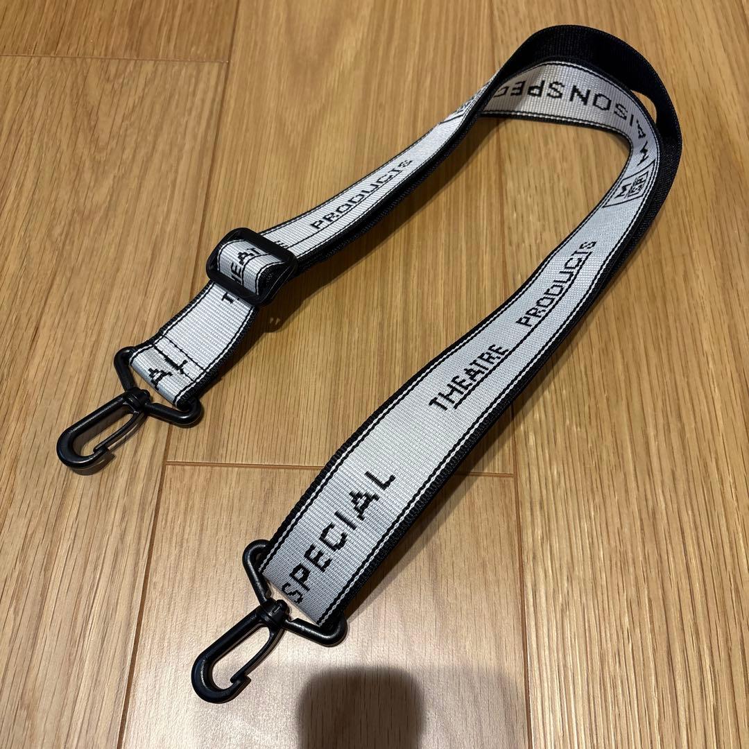 シアタープロダクツコラボレーションホライゾナルレザーショルダーバッグ