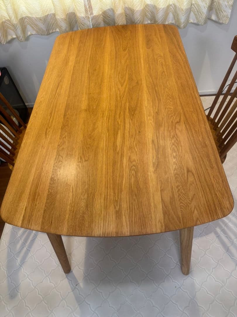 ノーチェ　ダイニングテーブル　(引き取り限定) 9/末まで