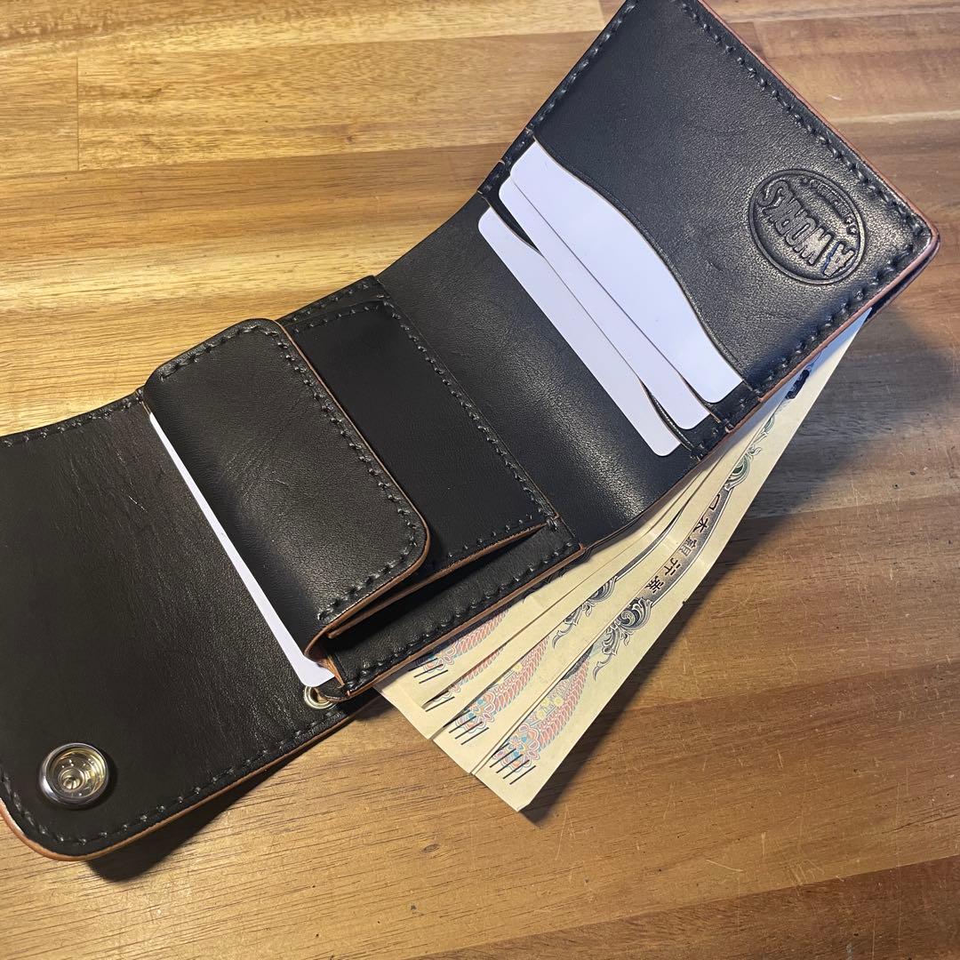 ショートトラッカーウォレット　栃木レザー　オイルレザー　丘染めブラック