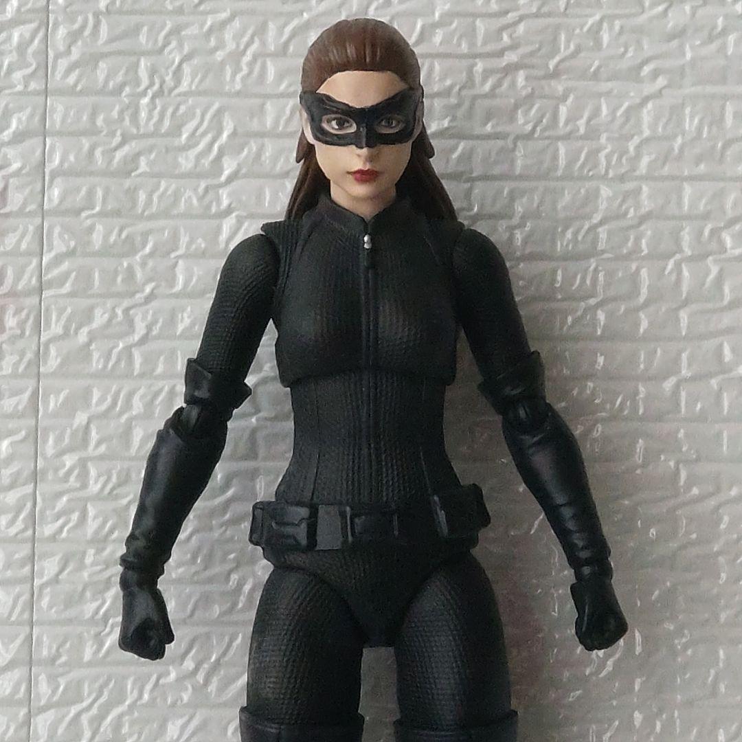 S.Hフィギュアーツ　キャットウーマン