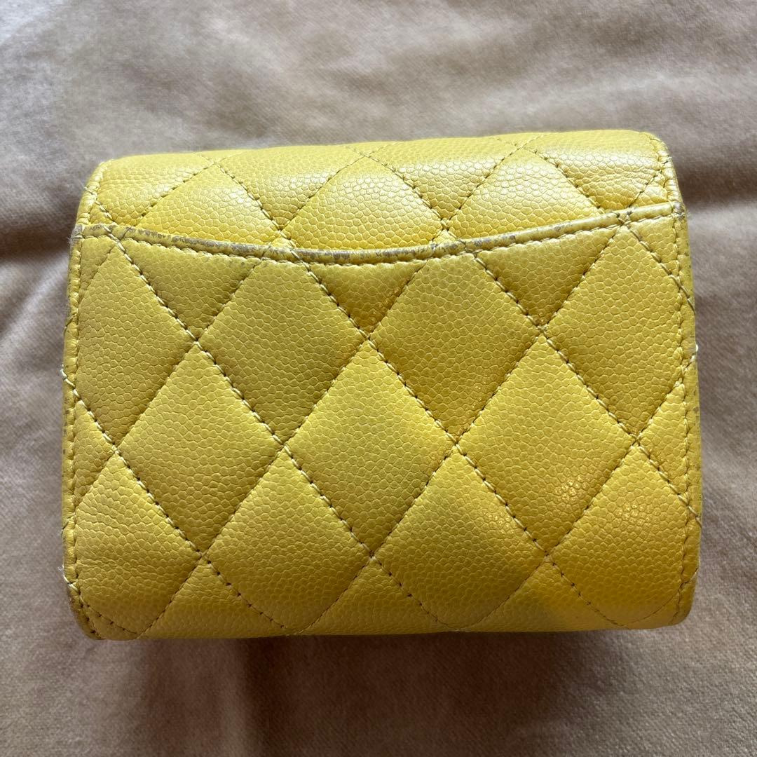 CHANEL マトラッセ　キャビアスキン　三つ折り財布　イエロー