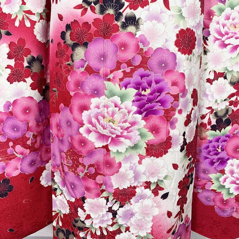 510z28☆華やか！振袖 古典柄 ラメ刺繍 金彩 地紋 赤☆美品 成人式結婚式