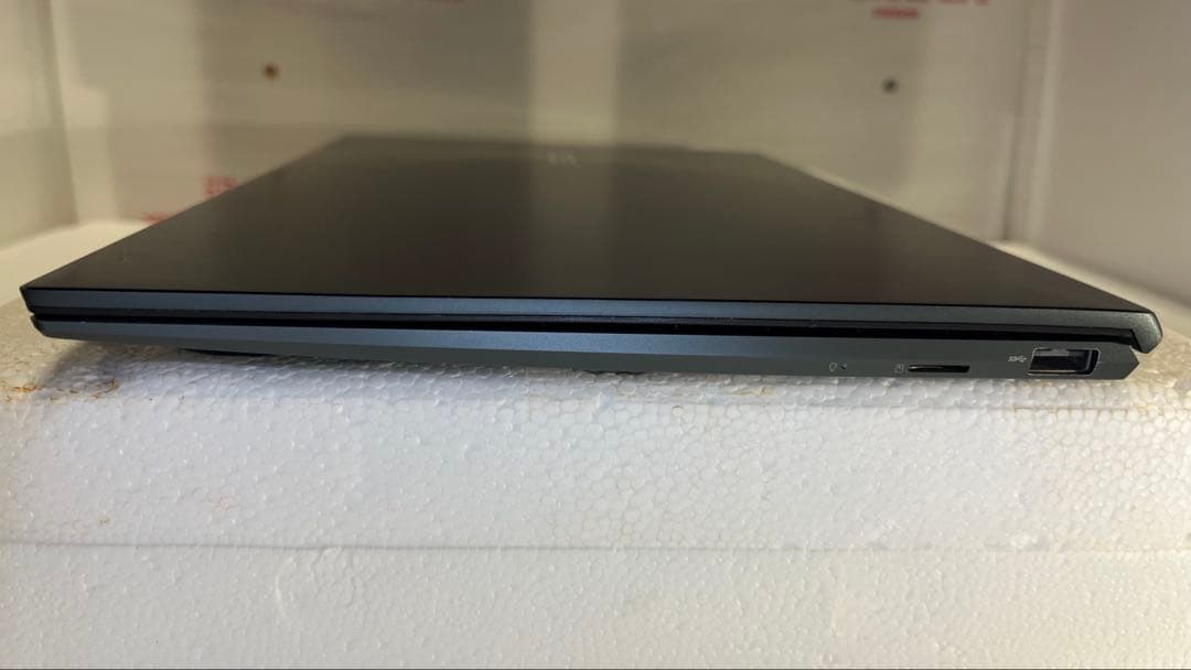 Windowsノート本体 ASUS Zenbook14 Ryzen7 4700U/8GB/512GB