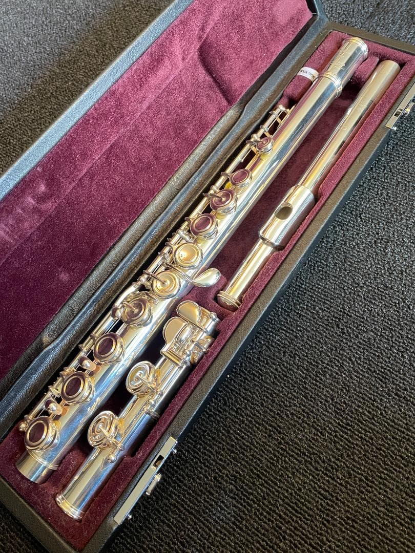 フルート　ヤマハ　YFL-517　美品　頭部管：銀　FLUTE YAMAHA