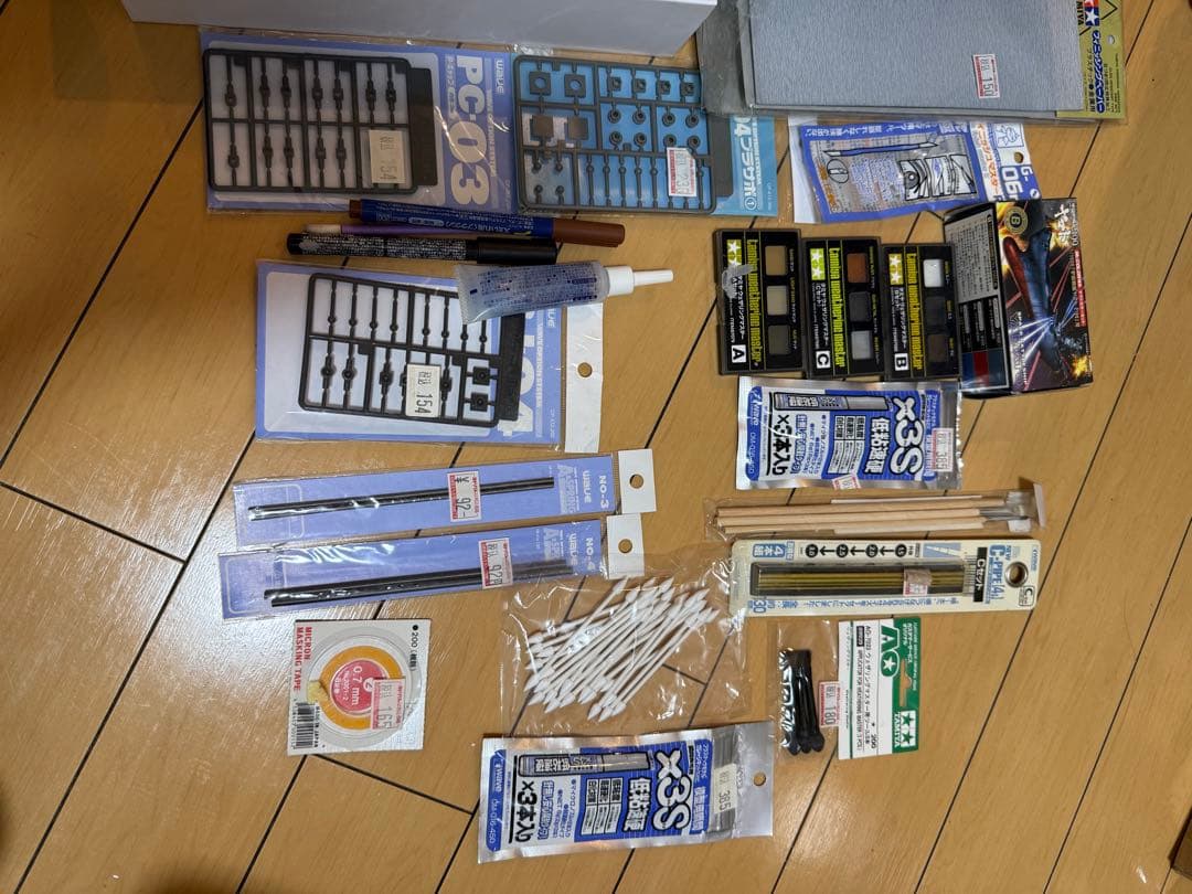 模型用品　プラモデル　工具　塗料　ペンサンダー