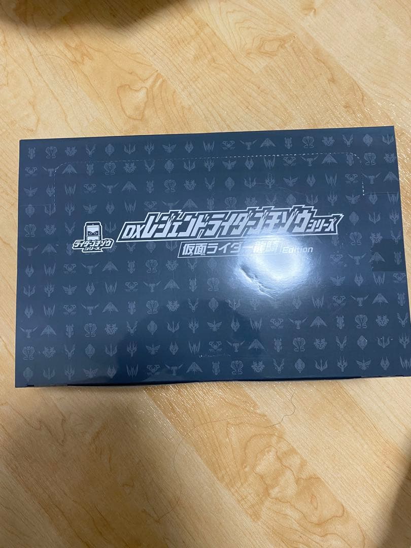 16点入り1BOX DXレジェンドライダーゴチゾウシリーズ 龍騎Edition
