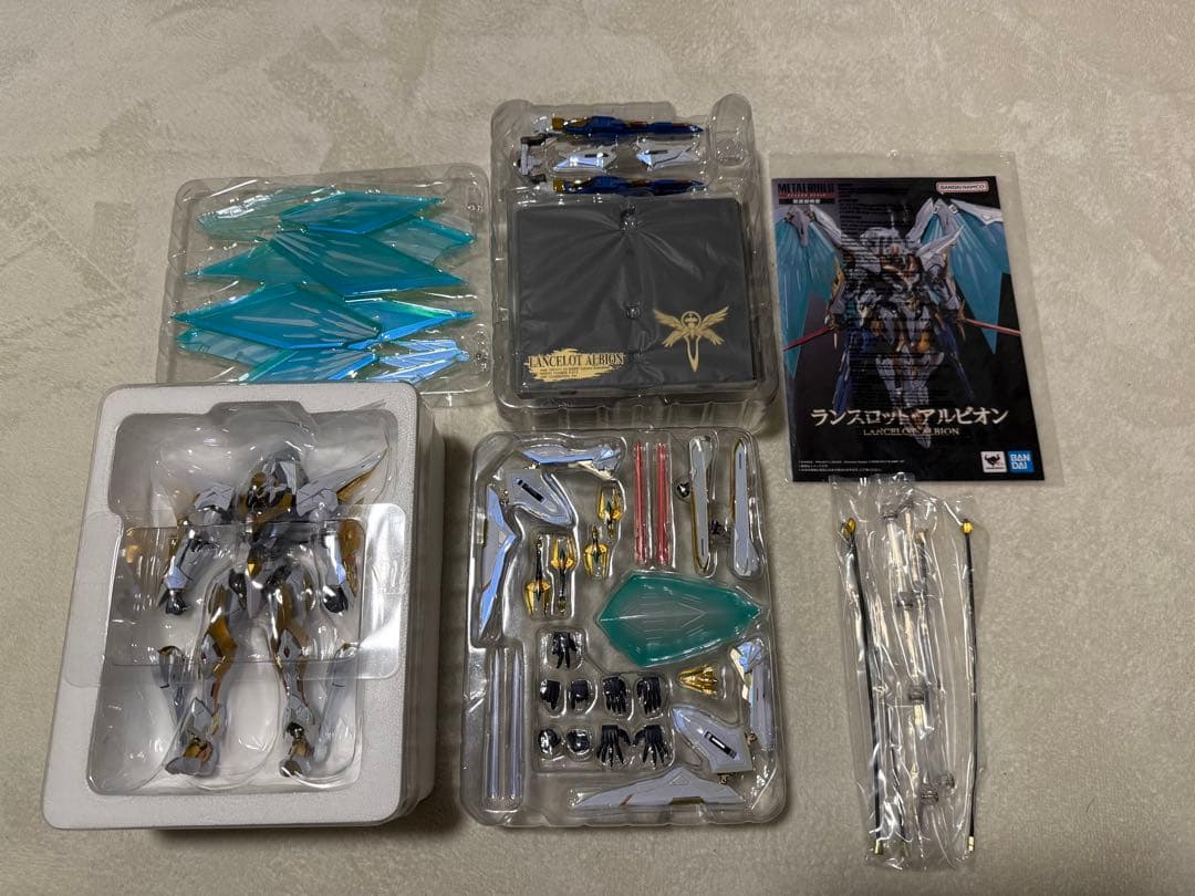 BANDAI LBUILD ランスロット・アルビオン