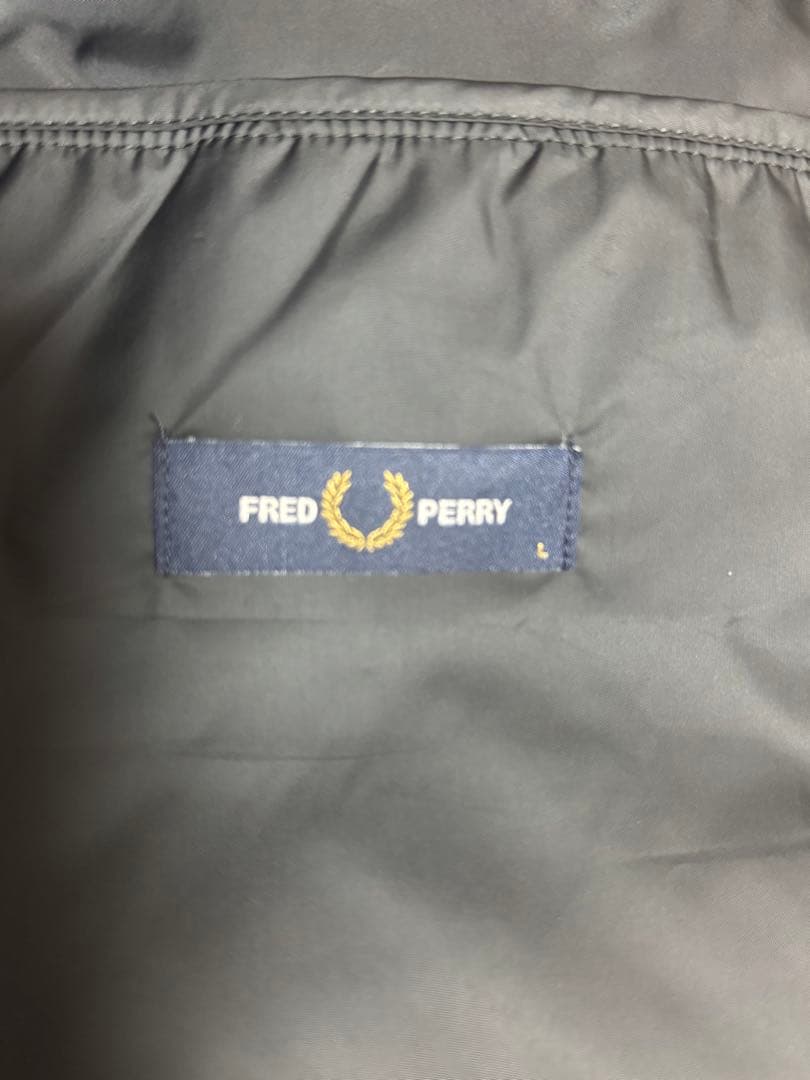 フレッドペリー ダウンベスト