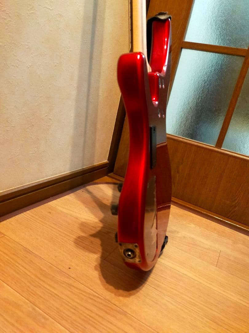 YAMAHA 　TRBX304 エレキベース　 ケース付き