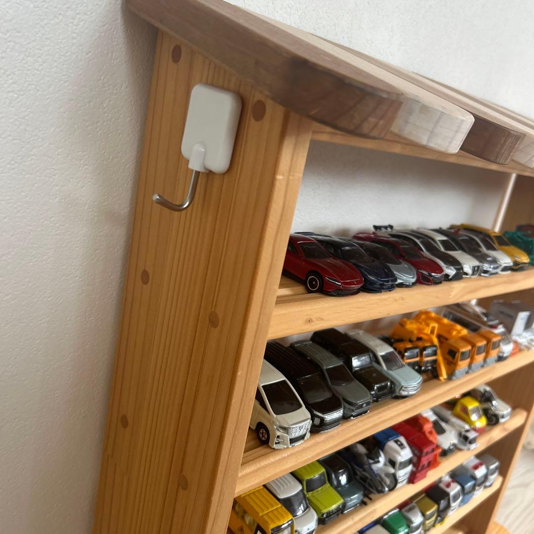 トミカ収納棚　（トミカなし）