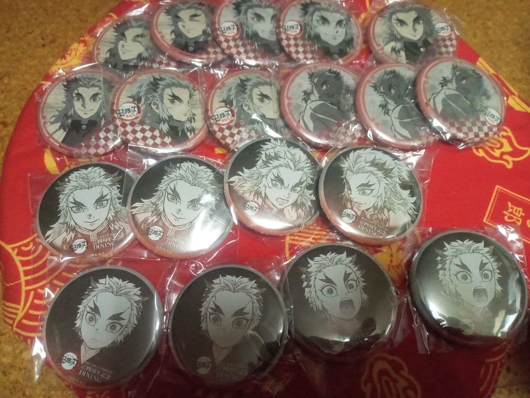 鬼滅の刃　ufotableDINING　お楽しみくじ缶バッジ　煉獄杏寿郎19点