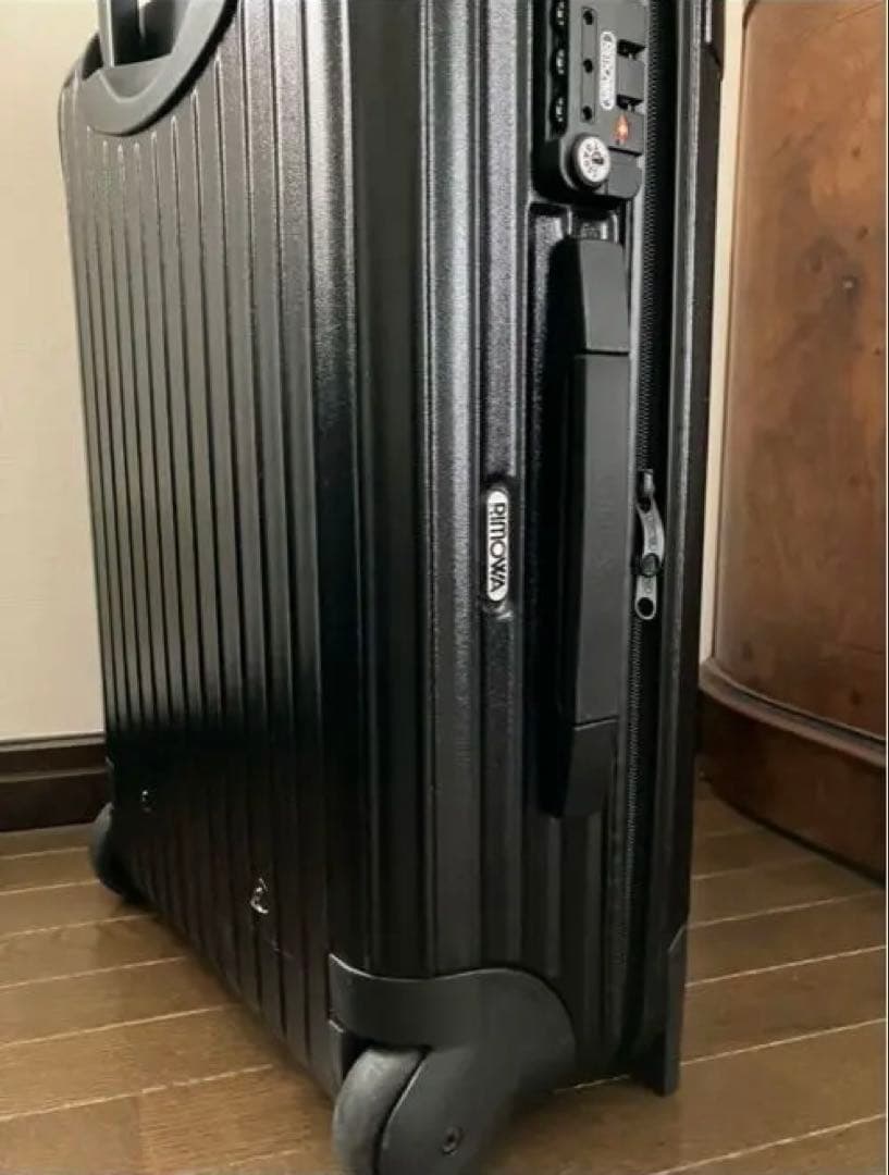 リモワ サルサ スーツケース 2輪 黒 851.52 TSAロック美品