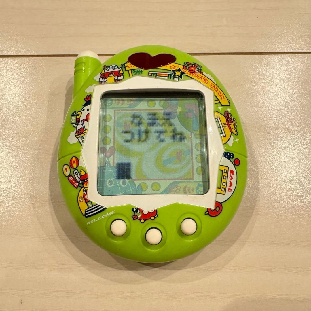 たまごっち　ケータイかいツー　たまごっちプラス おうちのでかたまごっち　でかたま