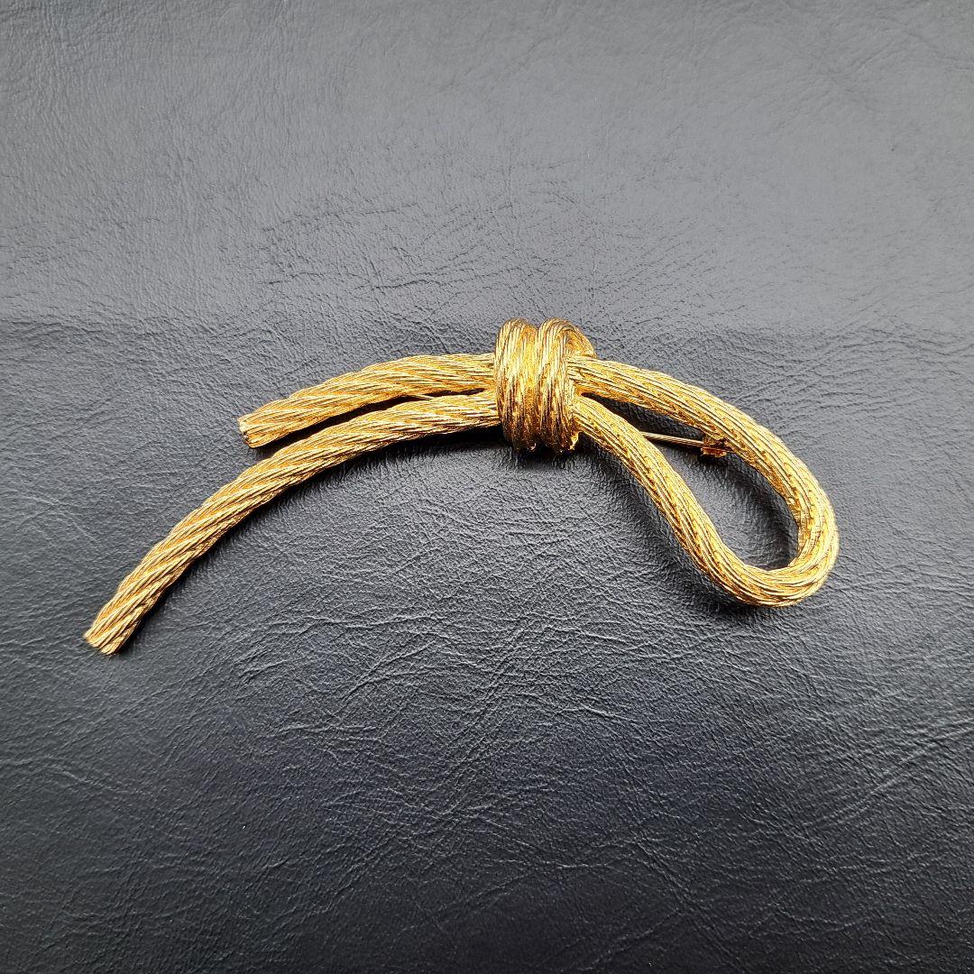 美品★箱付き Dior ディオール ブローチ ツイスト 結び 希少 ゴールド