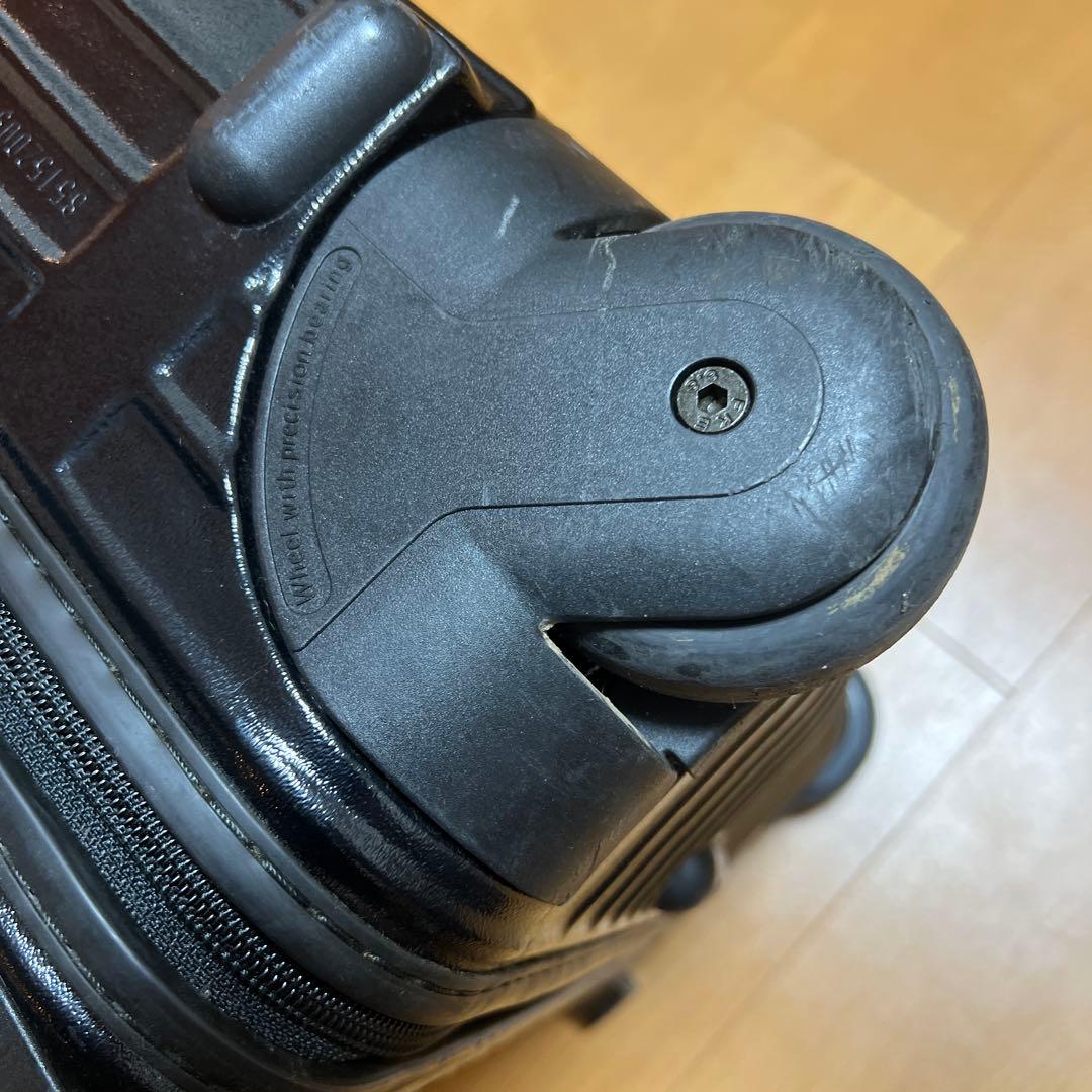 リモワ SALSA 35ℓ 2輪 ブラック キャリーケース ポリカーボネート