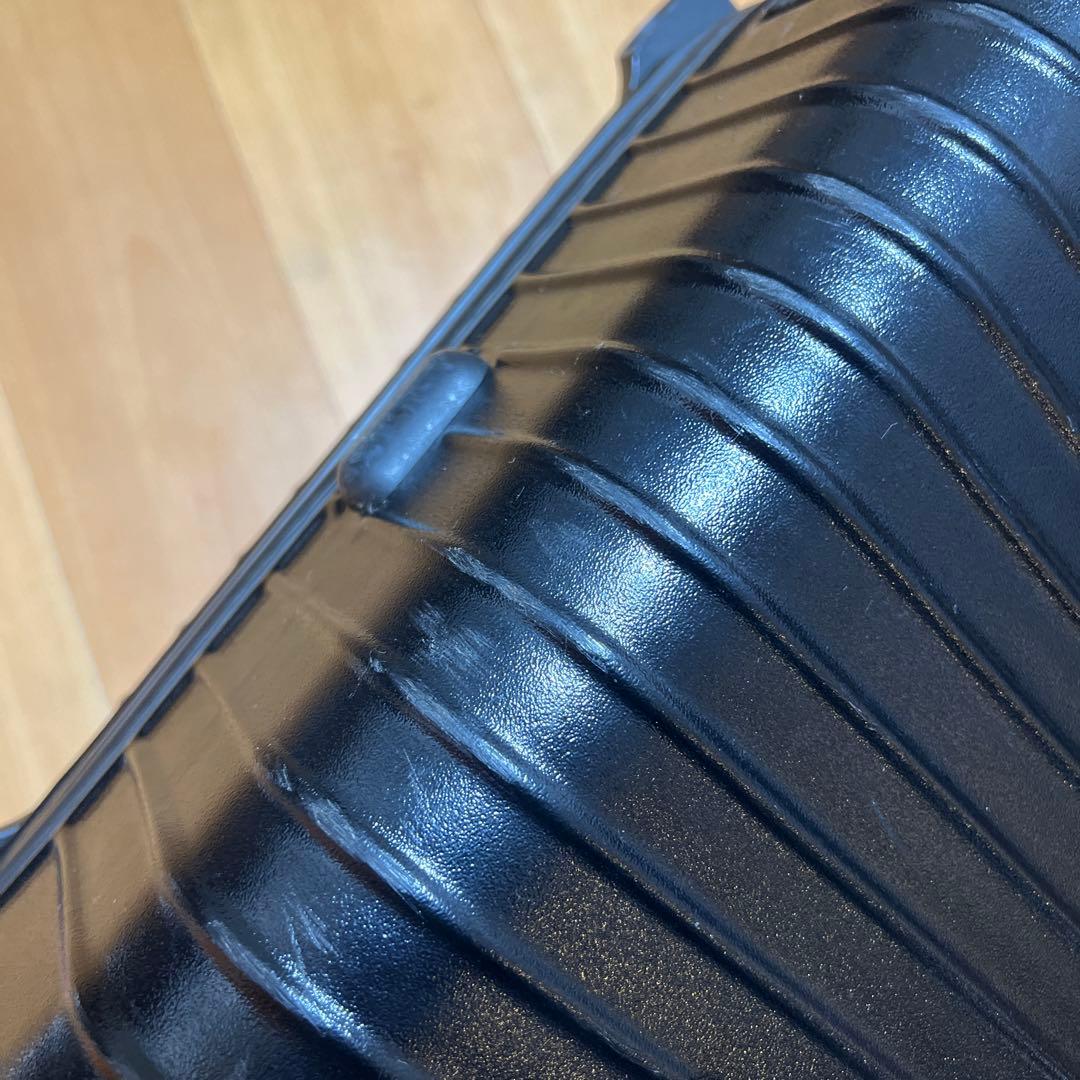 リモワ SALSA 35ℓ 2輪 ブラック キャリーケース ポリカーボネート