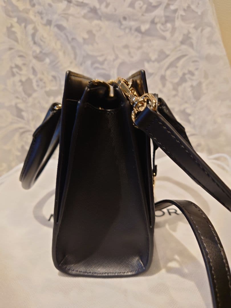 MICHAEL KORS ブラック ハンドバッグ