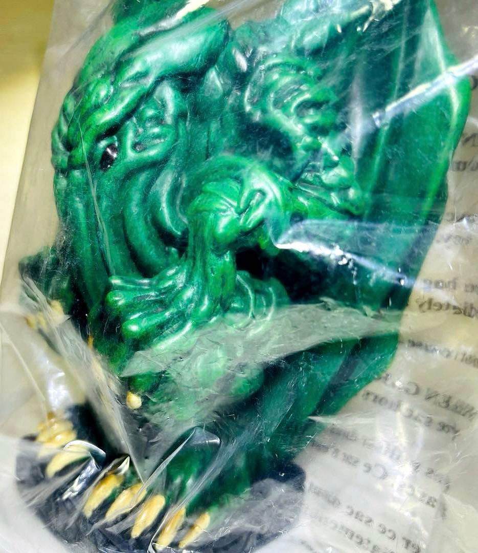 ★クトゥルフ神話の邪神　クトゥルフ★貯金箱★新品未開封