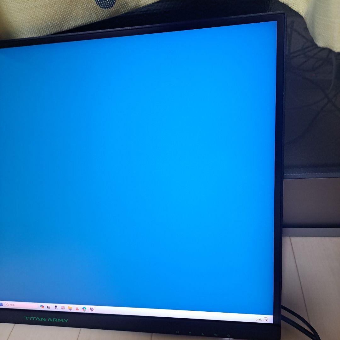 美品～普通TITAN ARMY P2710V MAX 4K 160hzゲーミング