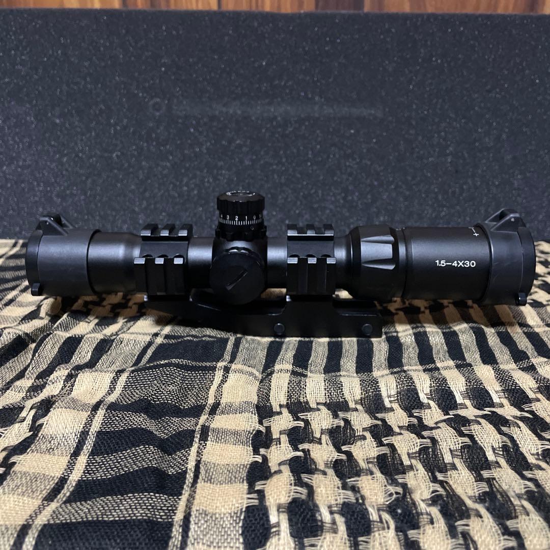 ☆美品 送料無料☆ ショートスコープ 1.5-4×30
