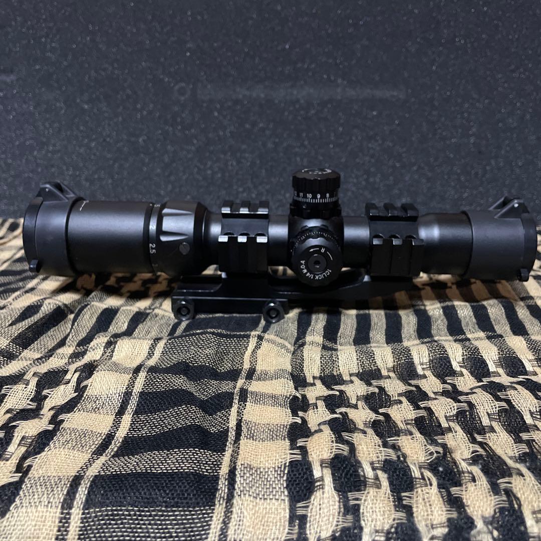 ☆美品 送料無料☆ ショートスコープ 1.5-4×30