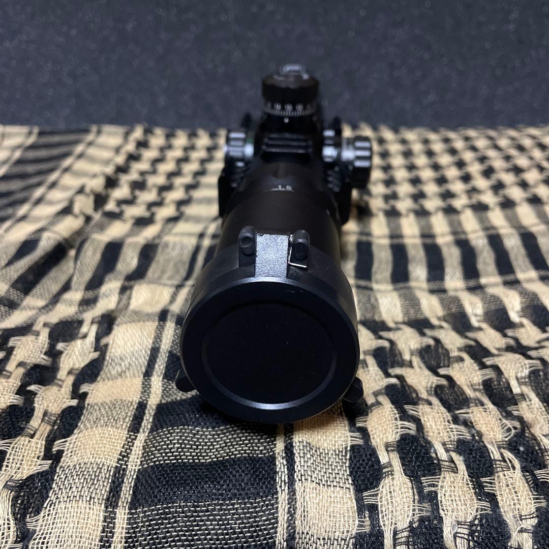 ☆美品 送料無料☆ ショートスコープ 1.5-4×30