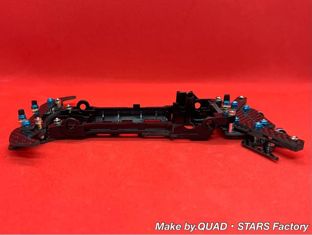 【ミニ四駆・S2用】2軸ATピボット＋1軸アンカー＋リヤスキッド　ブラックアウト