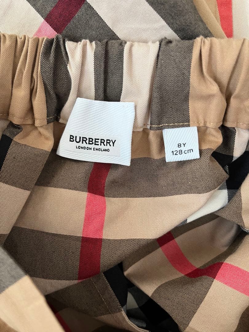 バーバリーチルドレン　チェック柄スカート 128cm