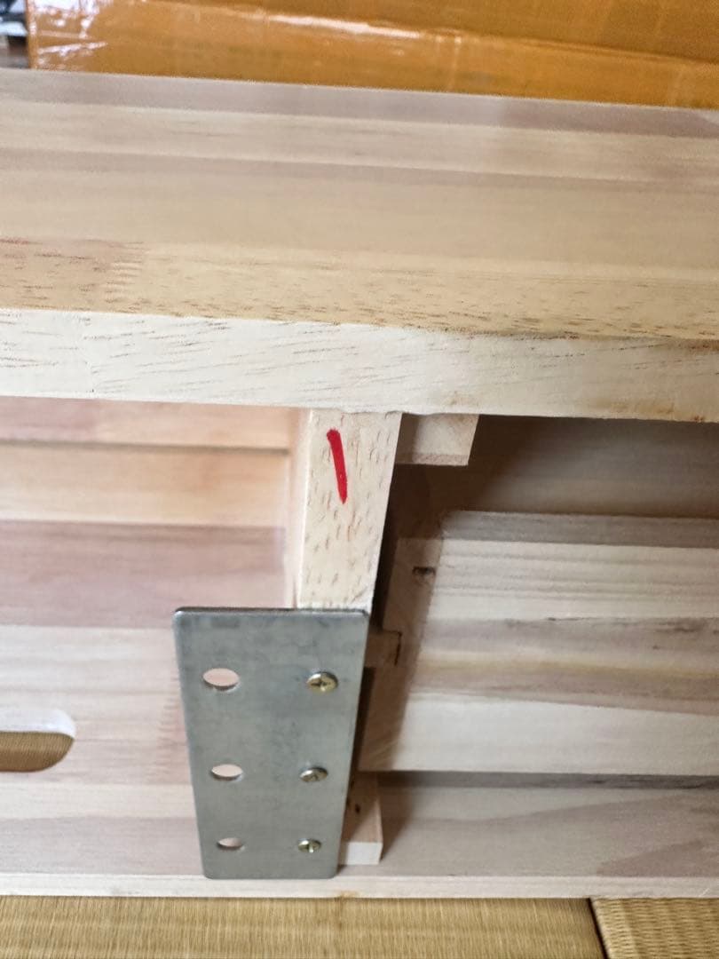 無垢材フローティングテレビボード