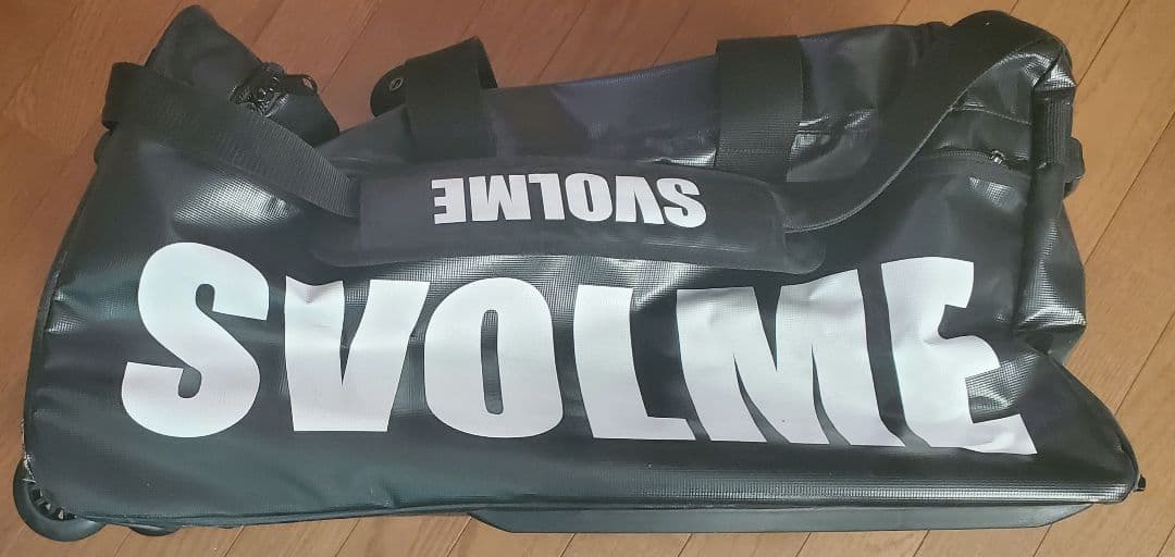 スボルメ　キャリーバッグ