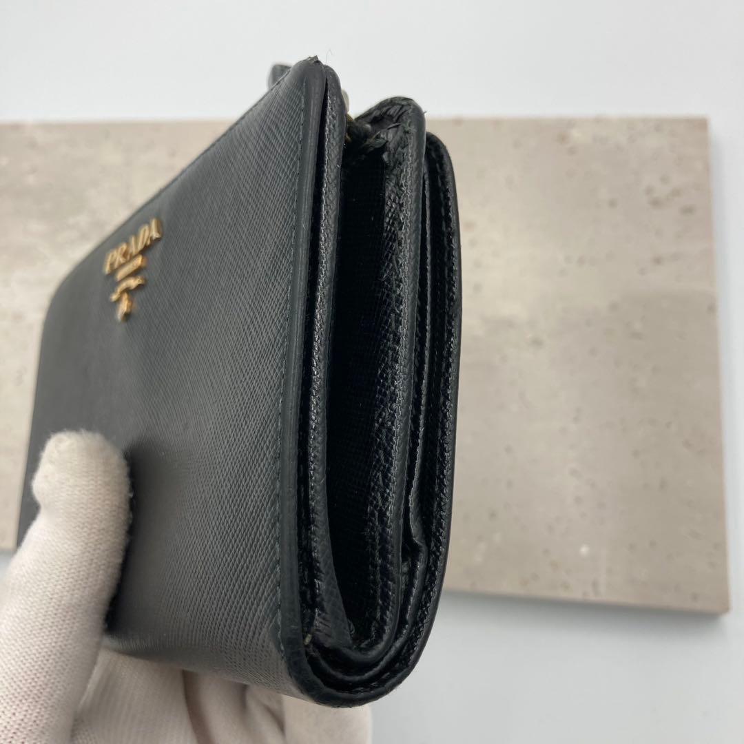 ！美品！PRADA プラダ サフィアーノ 二つ折り財布 L字ファスナー　88A