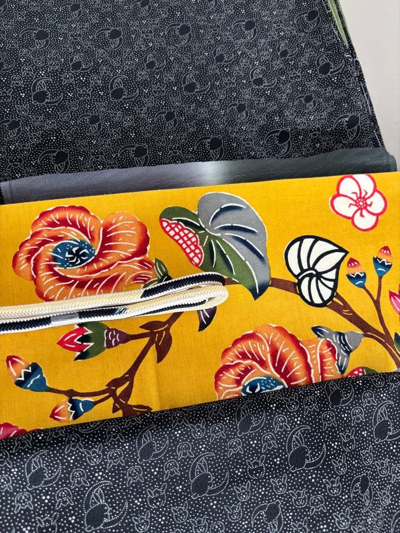 本場琉球紅型 正絹 紬地 九寸名古屋帯 ほどよく鮮やかなイエロー 美品