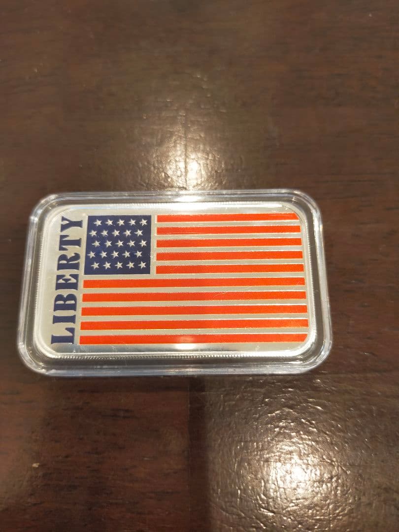 1トロイオンス純銀バー　「アメリカ自由の旗」