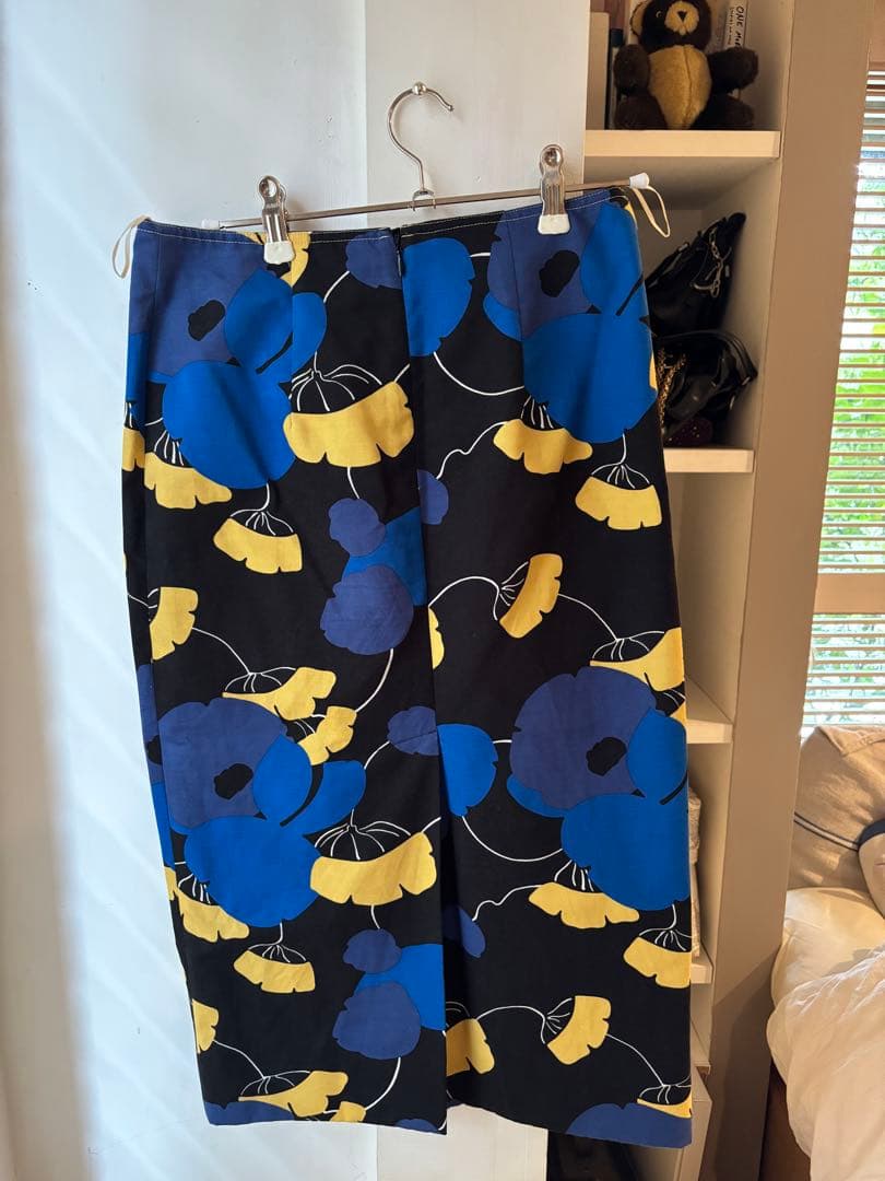 Marni 花柄スカート 黒/青/黄色