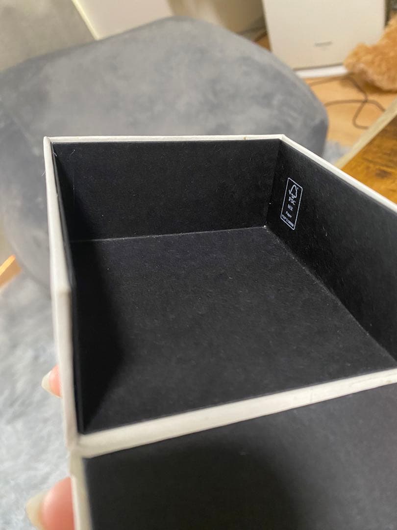 2/14までSです。ロエベ　ブローチ　ゴールド　正規品　美品