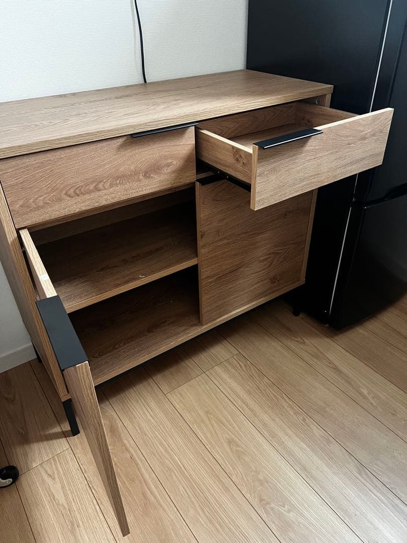 木目調キャビネット 3引き出し付き