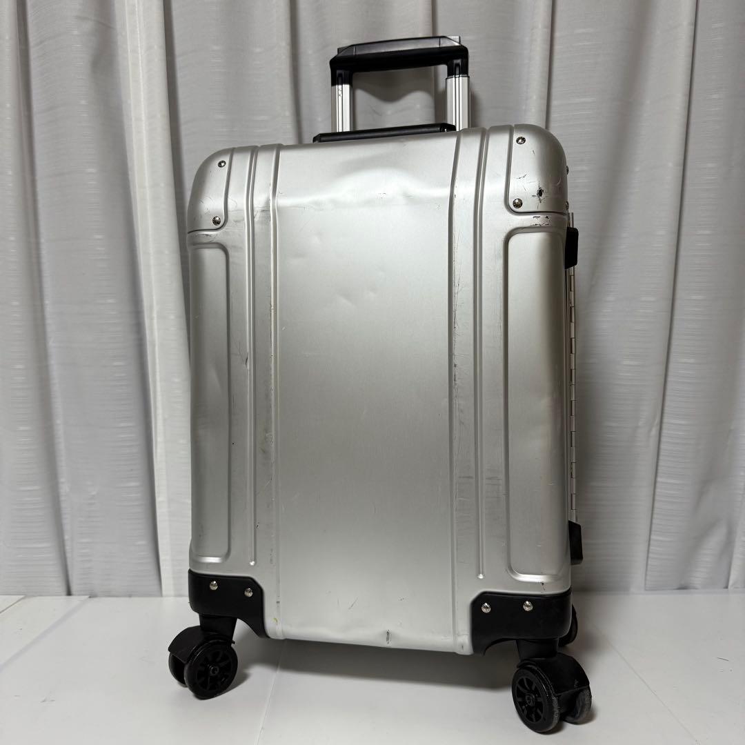 ゼロハリバートン　GEO Aluminum3.0TR　シルバー　キャリーケース